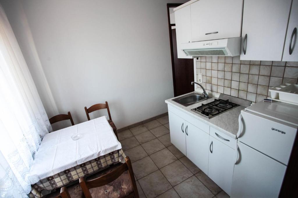 Apartments Rajna Zaboric Δωμάτιο φωτογραφία