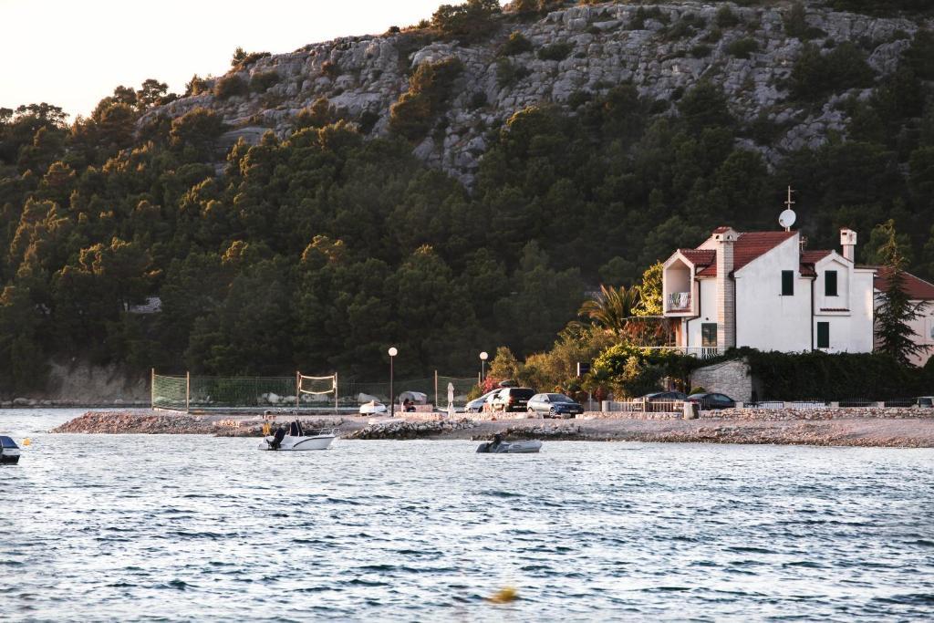 Apartments Rajna Zaboric Εξωτερικό φωτογραφία
