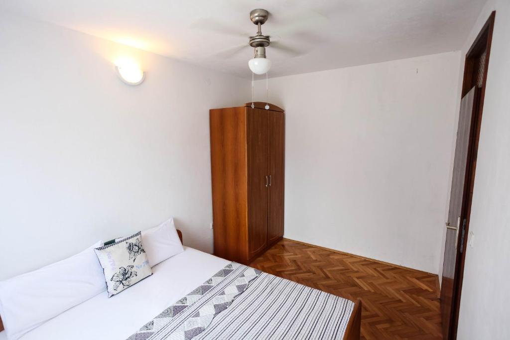 Apartments Rajna Zaboric Δωμάτιο φωτογραφία